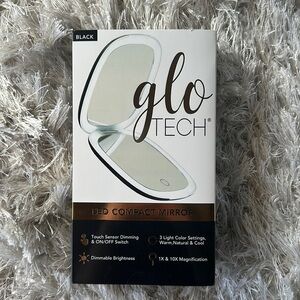 Glo Tech LED Compact Mirror